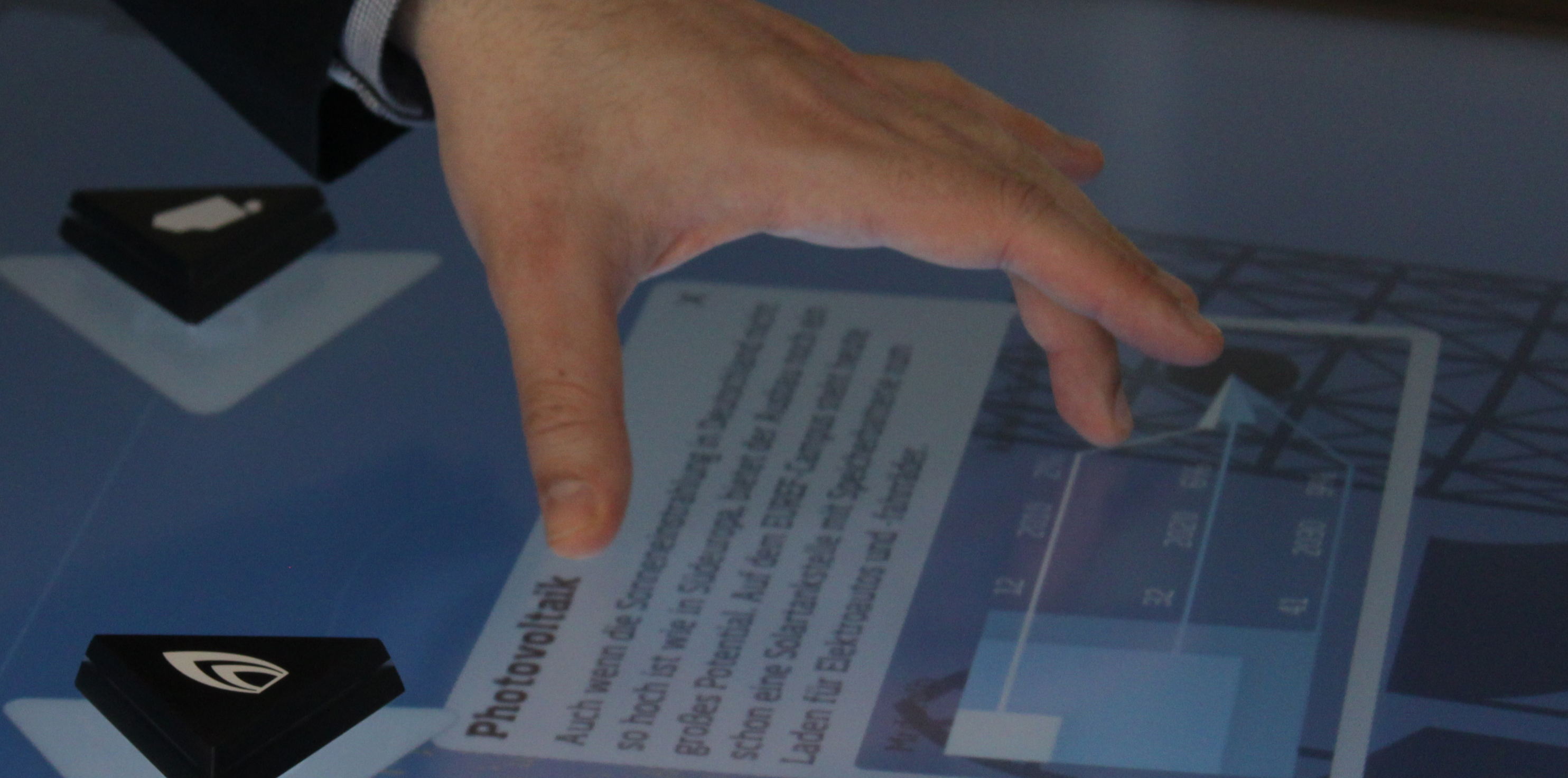 Figure 6. User trying to pinch-zoom an information window